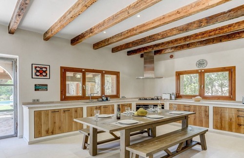 Crestatx Villa | Stunning Villa, with large pool & gardens