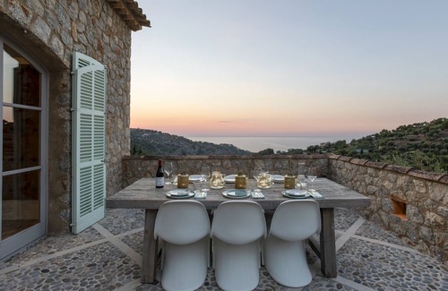 Deia Villa | Stunning Villa with Private Pool, Mallorca Villa 1009