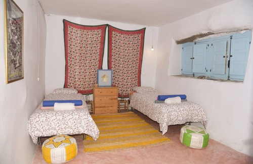 Orgiva House | Stunning Villa with Sauna, Swimming Pool and Yoga Space