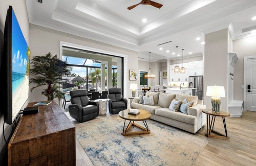 Marco Island House | Stunning waterfront home w/heated pool & hot tub