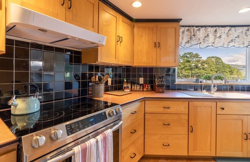 Somesville House | Stunning Waterfront, Acadia National Park as your Backyard.
