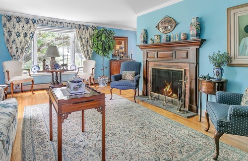 Southport House | Stunning Waterfront Estate w/ views from every room!