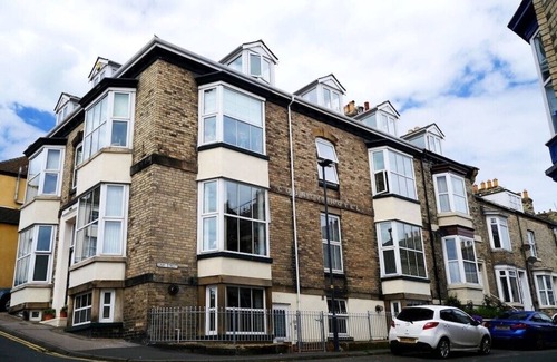 Whitby Apartment | Stunning Whitby Penthouse Apartment with Abbey View