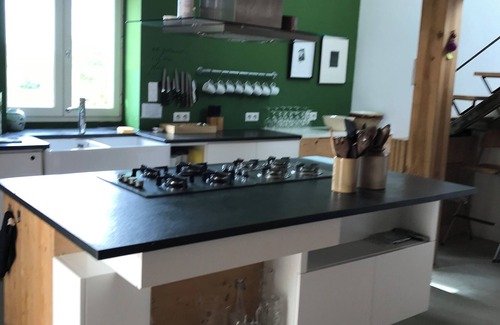 Verteillac House | Stunningly stylish family venue with huge Iiving space, pool & outdoor kitchen