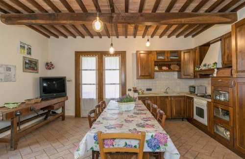 Castellina Marittima House | Stupendo rustico in pietra