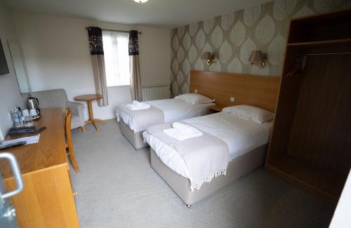 Tackley Hotel | Sturdy`s Castle - Historic Coaching Inn near Blenheim Palace, Oxfordshire