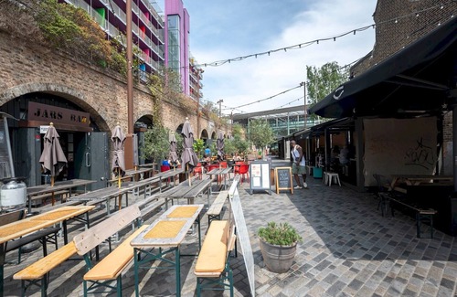 Deptford Apartment | Style & comfort in heart of SE8 Deptford London | Pass the Keys