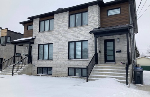 Saint-Hubert House | Style House of Westley
