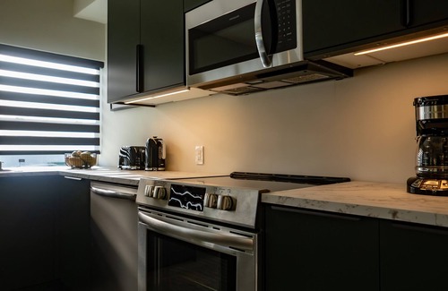 North Miami Apartment | Stylish 1-BDR with Large Patio