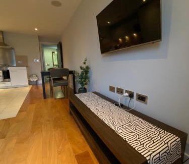 Cathedral Quarter Apartment | Stylish 1 Bed Apartment in Belfast City Centre