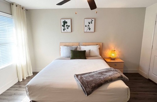 Parker Lane Apartment | Stylish 1-Bed Apt w/ Gifts near Downtown & Airport