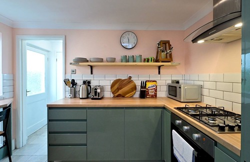 Pontcanna Apartment | Stylish 1-Bed Flat w/Garden in Leafy Pontcanna | Pass the Keys