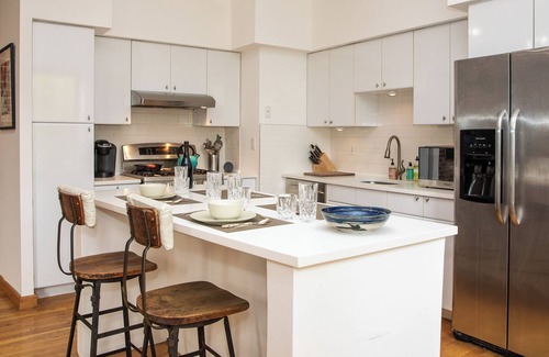SoHo Apartment | Stylish 1-Bedroom Apartment with AC and Wi-Fi in Lively New York City