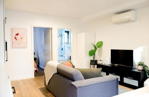 East Melbourne Apartment | Stylish 1 Bedroom Apartment Near MCG