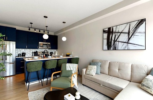 Downtown Minneapolis House | Stylish 1B In DT Minneapolis, Minutes to Minneapolis Convention Center & US Bank