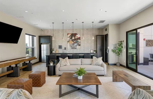 Downtown Tulsa Apartment | Stylish 1BD Apt in Downtown Tulsa near Bob Dylan Centre, Blue Dome, Cain's & OK