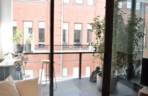 Collingwood Apartment | Stylish 1BD in the Heart of Collingwood