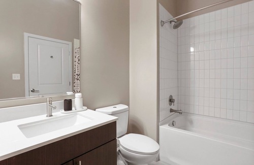 McLean Apartment | Stylish 1BD | Walk to Metro | McLean Gem | Modern Comforts | Perfect Location | Your Ideal Retreat!