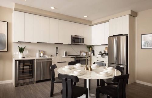 Heritage District Condo | Stylish 1BR Condo at The Martin | Hot Tub & Pool