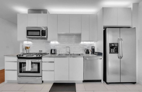 Downtown Tulsa Apartment | Stylish 1BR Near BOKCntr-Gym,Lounge,Balcony,Pet OK