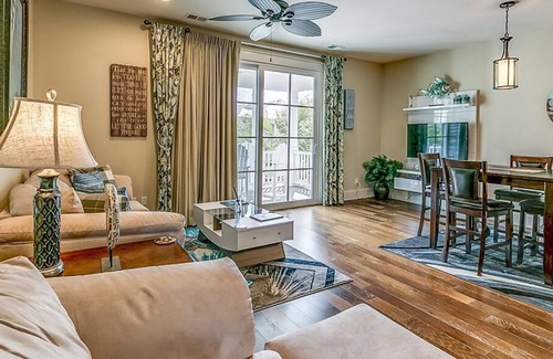 Windy Hill Villa | Stylish 2 Bdrm Villa in Salt Creek Perfect Getaway