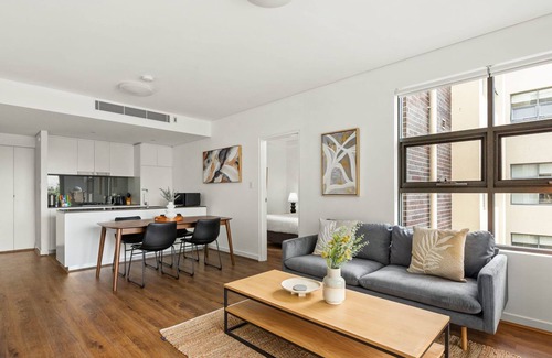 Lane Cove North Apartment | Stylish 2 Bed 2 Bath with Parking in Lane Cove