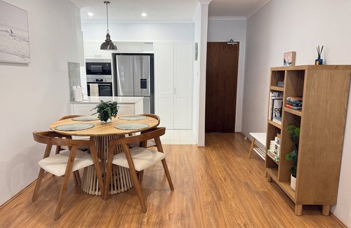 Soldiers Point Apartment | Stylish 2-bed coastal apartment near beach & marina – perfect for relax or work.