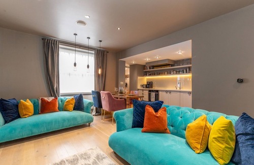 Colville Apartment | Stylish 2-Bed Flat Near Portobello & Notting Hill | Pass the Keys