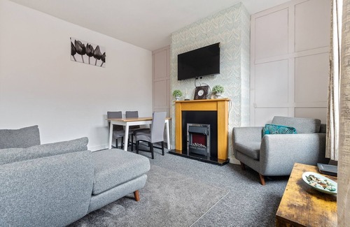 Leeds House | Stylish 2-Bedroom Apartment in Leeds,Perfect for Contractors & Extended Stays