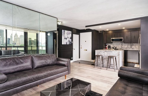 Windsor Condo | Stylish 2 Bedroom Executive Suite