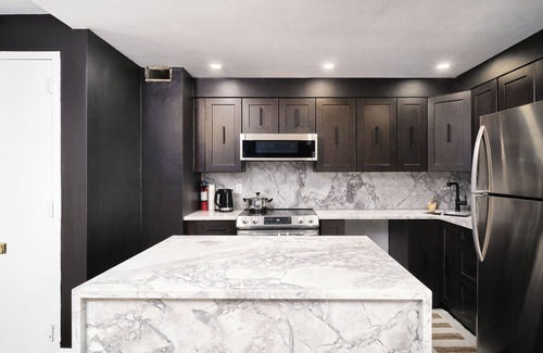 Windsor Condo | Stylish 2 Bedroom Executive Suite