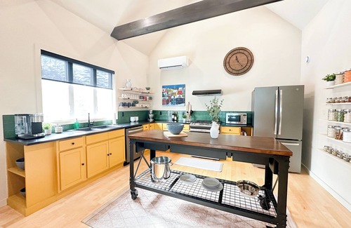Saint John House | Stylish 2-Bedroom Getaway at The Red Door | Modern Amenities & Cozy Vibes
