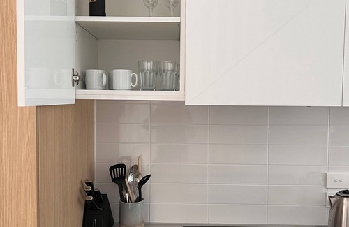 Te Aro House | Stylish 2 bedrooms townhouse in central Wellington (with free car park)