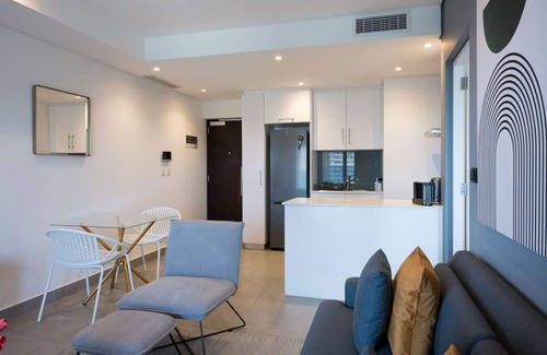 Umhlanga Apartment | Stylish 2001 Oceans Apartments