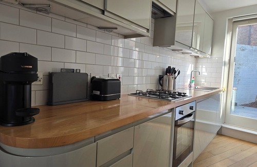 King's Cross Apartment | Stylish 2BD near Kings Cross Station