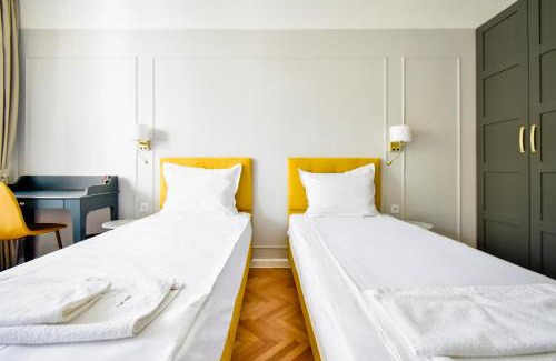 Sofia City Center Apartment | Stylish 2BD with Balcony & Desk near Vitosha Blvd