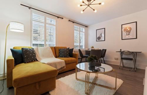 Munster Apartment | Stylish 2Bed Apartment Fulham, Wifi, Parking