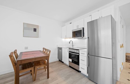 Atlantic City Apartment | Stylish 2BR 2BA CozySuites on the Boardwalk