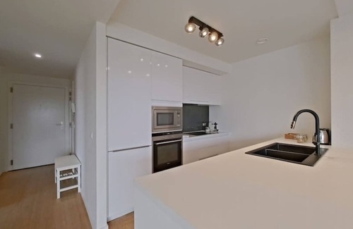 Northern Quarter Apartment | Stylish 2BR Apartment with Balcony