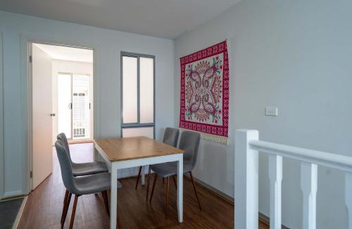 Brunswick House | Stylish 2BR Brunswick Home