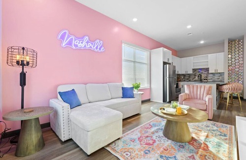South Nashville Apartment | Stylish 2BR Close to Nashville’s Best Attractions!