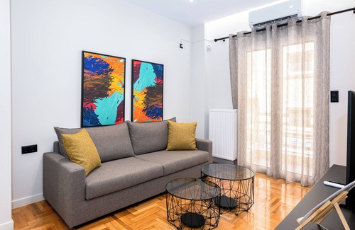 Ampelokipoi Apartment | Stylish 2BR flat near hospital & Panormou metro station