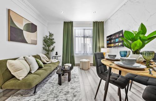 Holland Park Apartment | Stylish 2BR Flat Near Kensington & Westfield