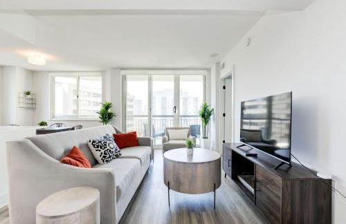 Crystal City Apartment | Stylish 2BR Haven - Minutes from DC & Airport