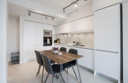 Mount Pleasant Apartment | Stylish 2BR Retreat with Parking and Gym in Olympic Village
