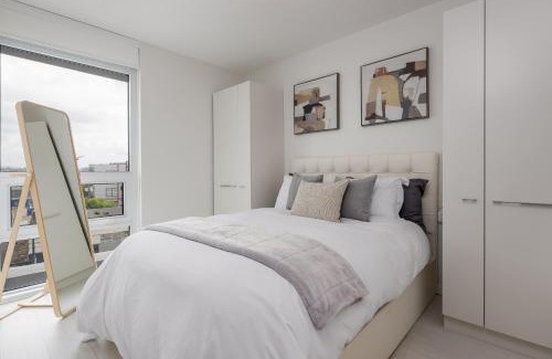 Mount Pleasant Apartment | Stylish 2BR Retreat with Parking and Gym in Olympic Village