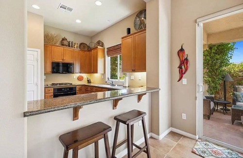 La Quinta House | Stylish 2BR w Spa Patio