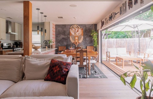 Austin House | Stylish 3-bedroom House with Office/Mini-Theater and Stock Tank Pool in Austin