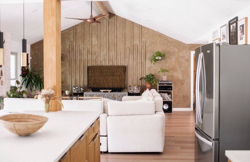 Austin House | Stylish 3-bedroom House with Office/Mini-Theater and Stock Tank Pool in Austin