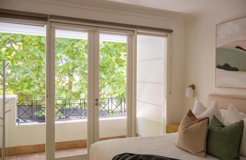South Yarra House | Stylish 3-Bedroom in the Heart of South Yarra